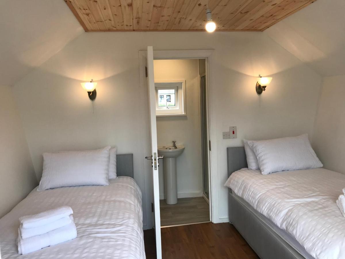 Teach Greannai Pod 2 Ensuite Cornboy Exterior photo